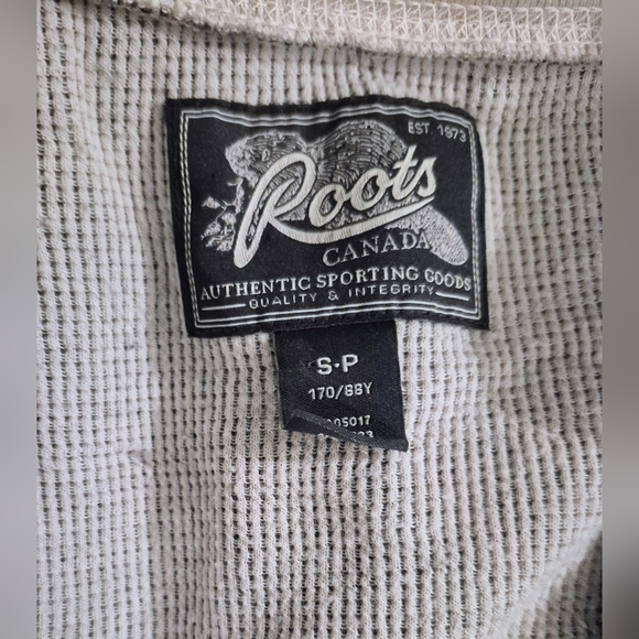 Roots Grey Onesie Small - Picture 6 of 7